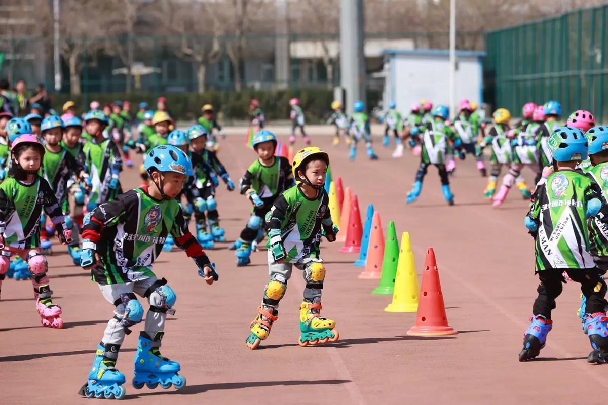 明日湖人客战灰熊 里夫斯因右脚踝扭伤出战成疑 八村塁预计复出.